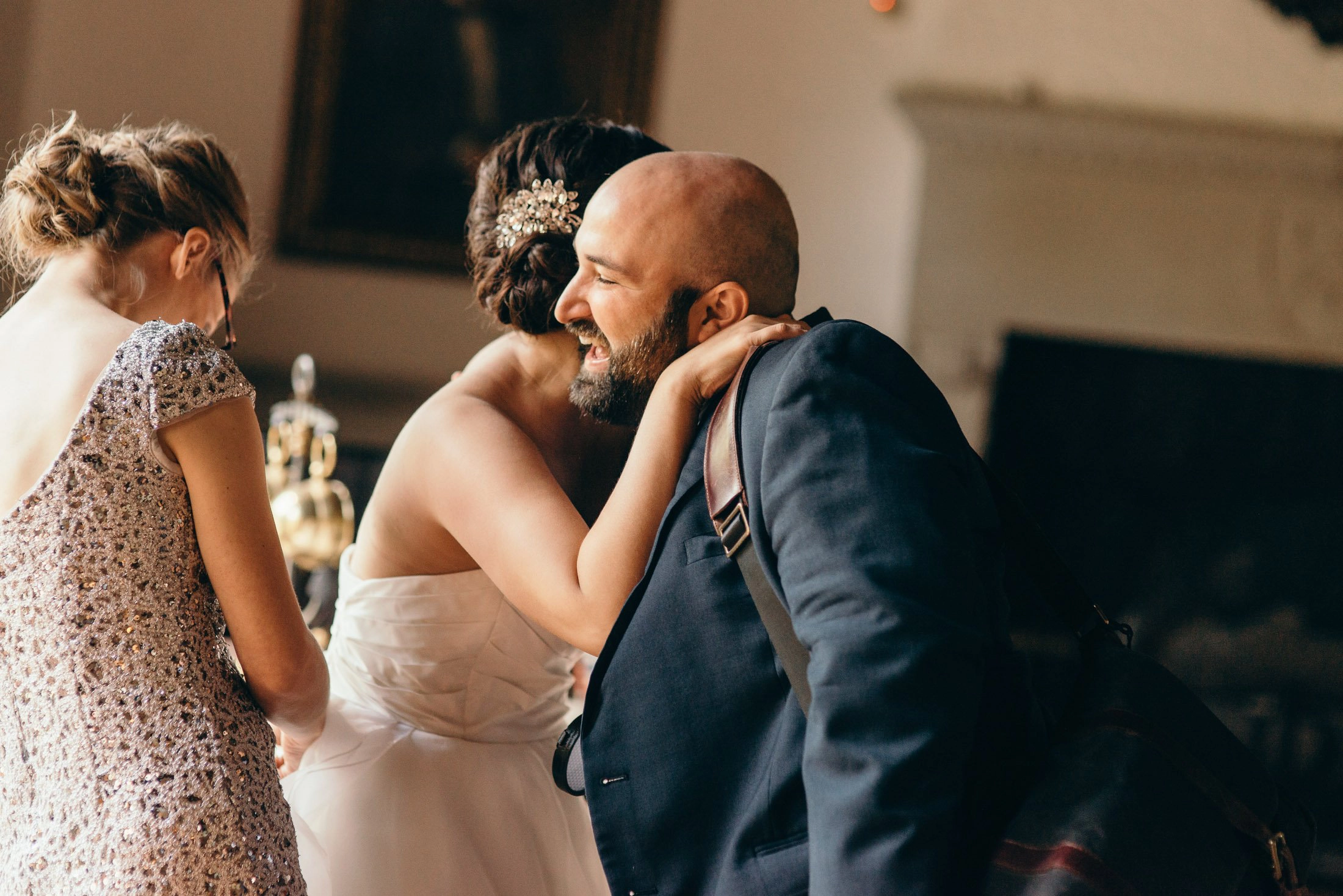 how to pick a wedding photographer